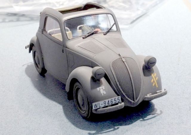 Tamiya 35321 Simca 5 German Army Staff Car