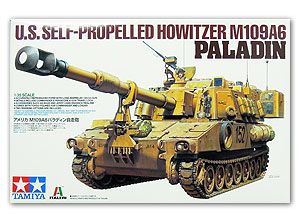 Tamiya 37012 M109A6 Paladin