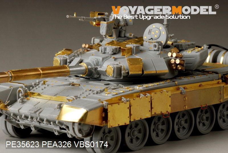 Voyager Model PE35623 Russian T-90 MBT basic (smoke discharger included)