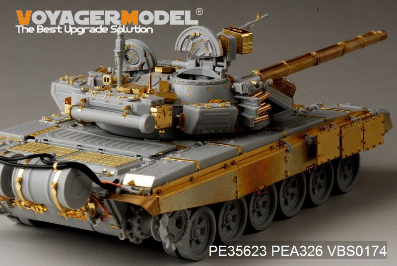 Voyager Model PE35623 Russian T-90 MBT basic (smoke discharger included)