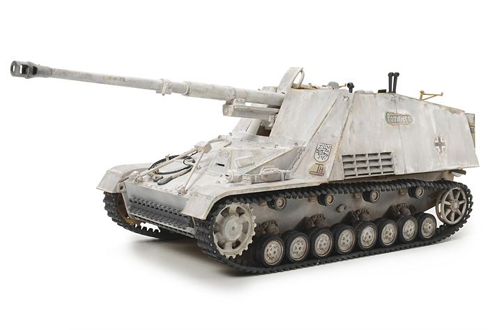 Tamiya 35335 German Sd.Kfz.164 Nashorn