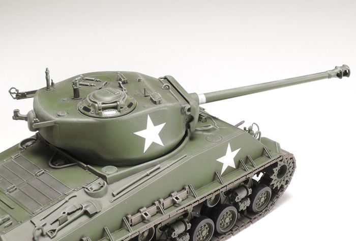 Tamiya 25175 M4A3E8 Sherman Easy Eight (with Figure 4pcs)