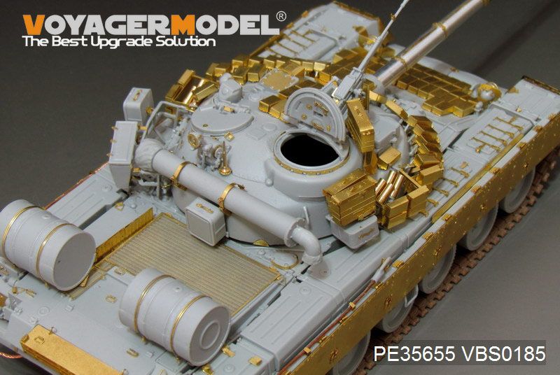 Voyager Model PE35655 Modern Russian T-80BVD MBT (smoke discharger include)