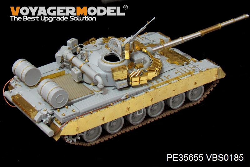 Voyager Model PE35655 Modern Russian T-80BVD MBT (smoke discharger include)