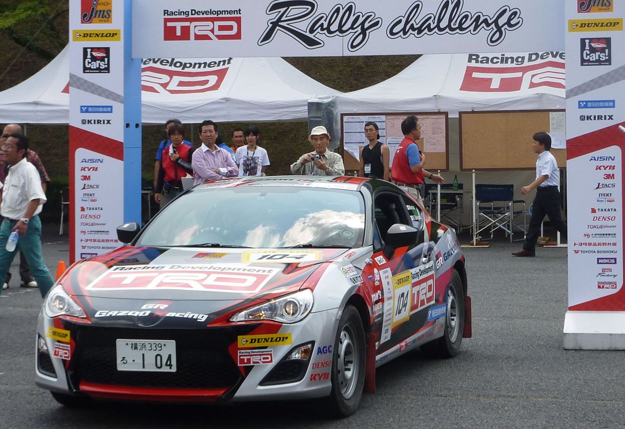 Tamiya 24337 GAZOO Racing TRD 86 (2013 TRD Rally Challenge)