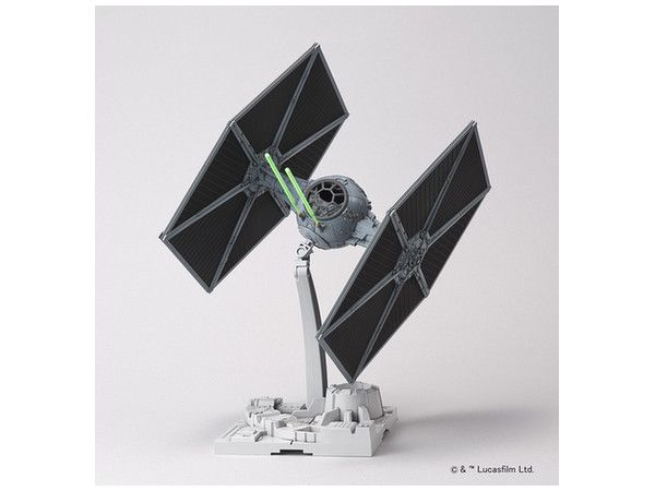 Bandai 0194870 Star Wars TIE Fighter Bandai 0194870 Star Wars TIE Fighter