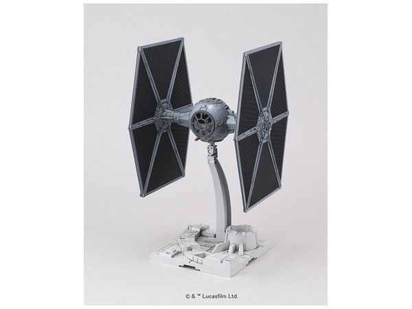 Bandai 0194870 Star Wars TIE Fighter Bandai 0194870 Star Wars TIE Fighter