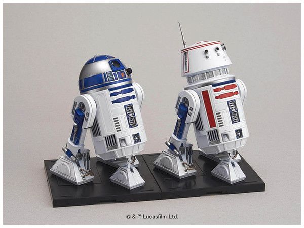 Bandai 0195963 Star Wars R2-D2 & R5-D4 Bandai 0195963 Star Wars R2-D2 & R5-D4