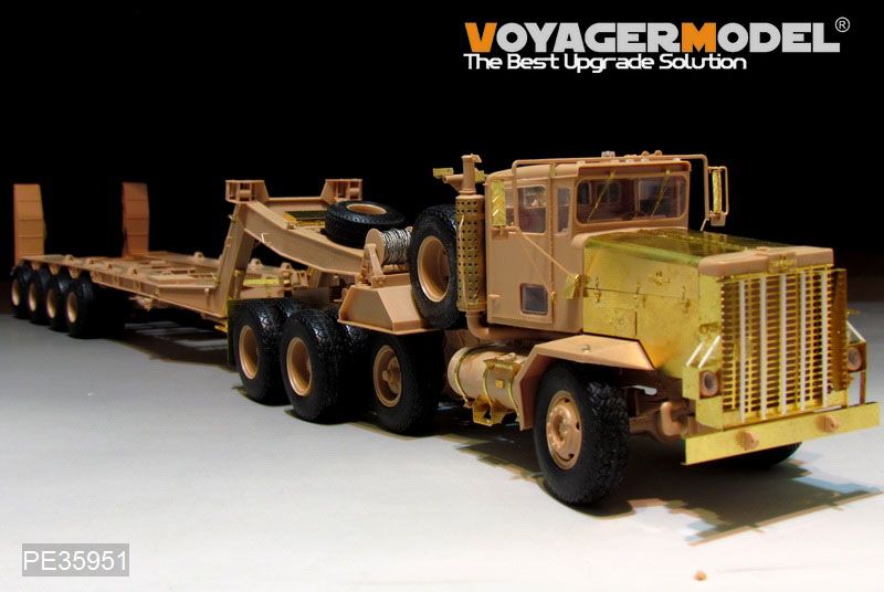 Voyager Model PE35951 Modern US Army M911 C-HET &M747 Heavy Equipment Semi-Trailer