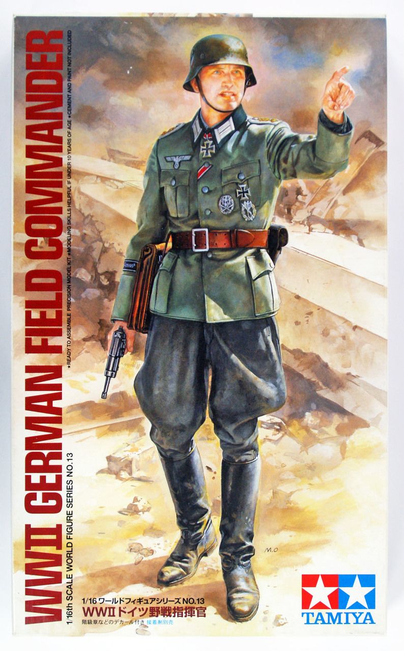 Tamiya 36313 WWII German Field Commander