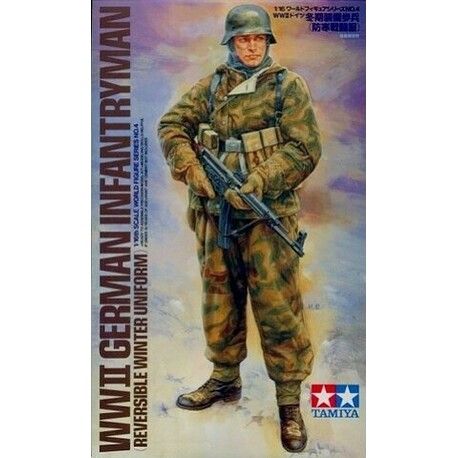 Tamiya 36304 WWII German Infantryman Winter Uniform