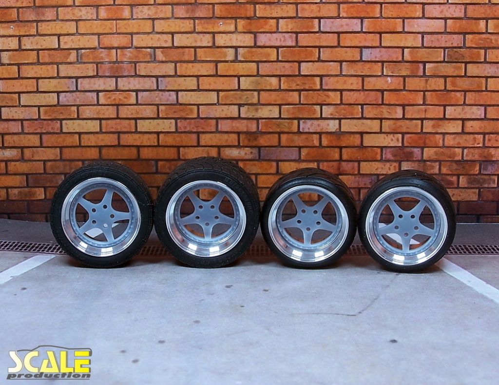 Scale Production SPRF24181 18" OZ Mito 1 with Nankang tires