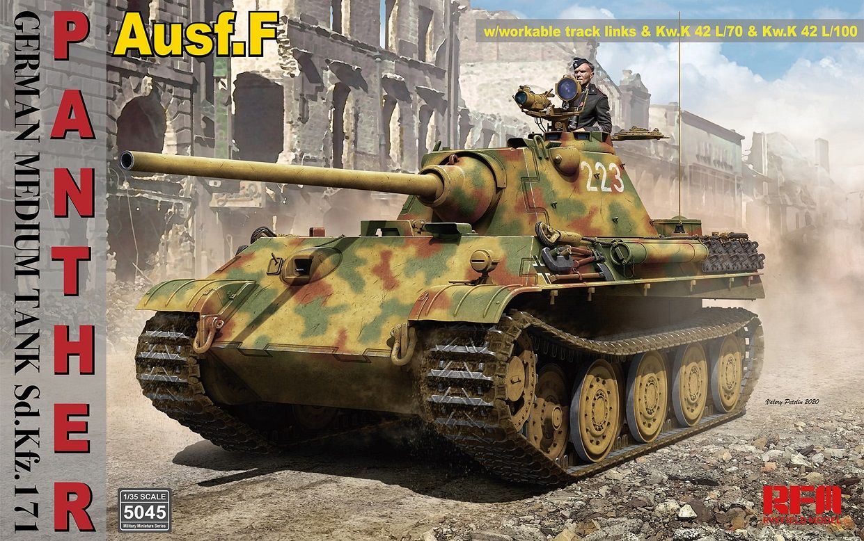 Rye Field Model 5045 PANTHER AUSF F With WORKABLE TRACK LINKS