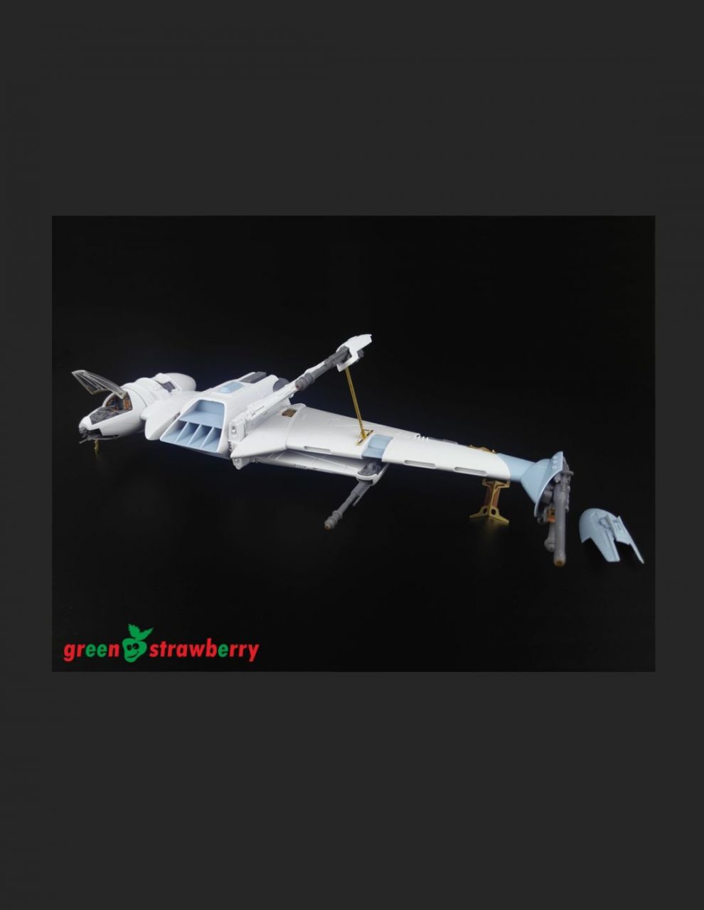 GreenStrawberry 06118 ASF-01 B-wing starfighter