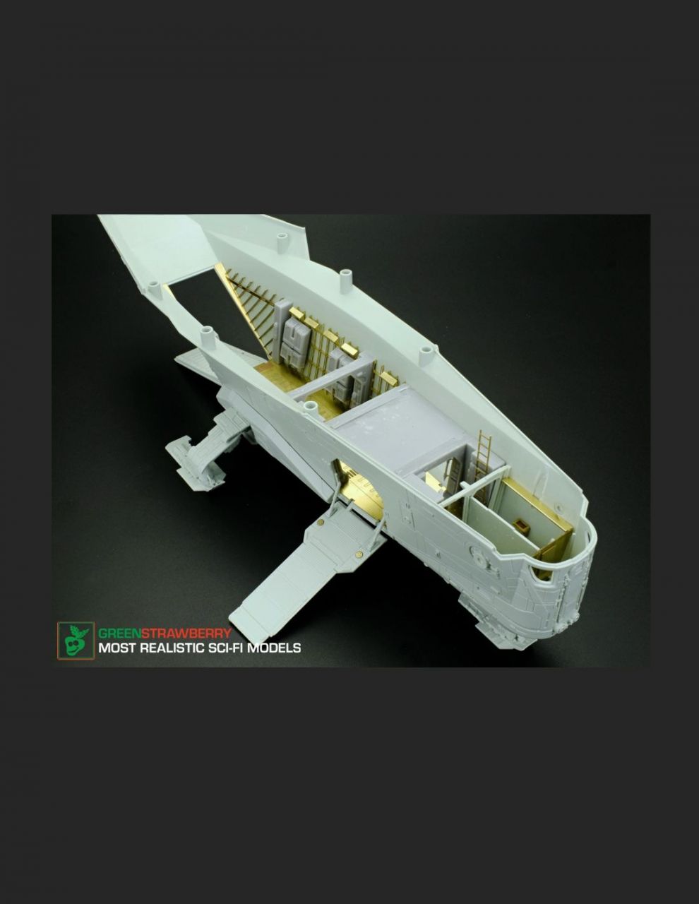 GreenStrawberry 16122 Razor Crest Cargo Bay