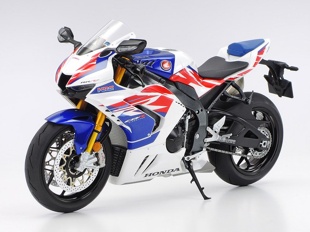 Tamiya 14141 CBR1000RR-R FIREBLADE SP 30th