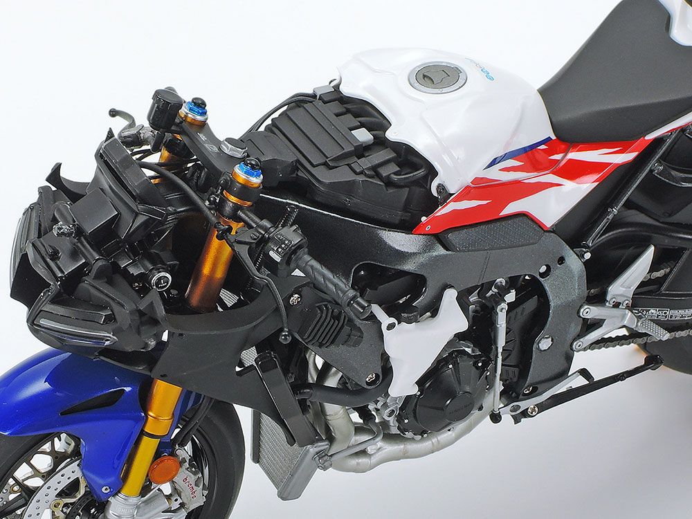 Tamiya 14141 CBR1000RR-R FIREBLADE SP 30th