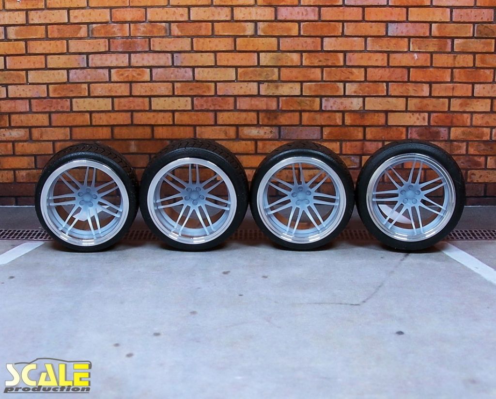 Scale Production SPRF24033 19" RS4 Scale Production SPRF24033 19" RS4