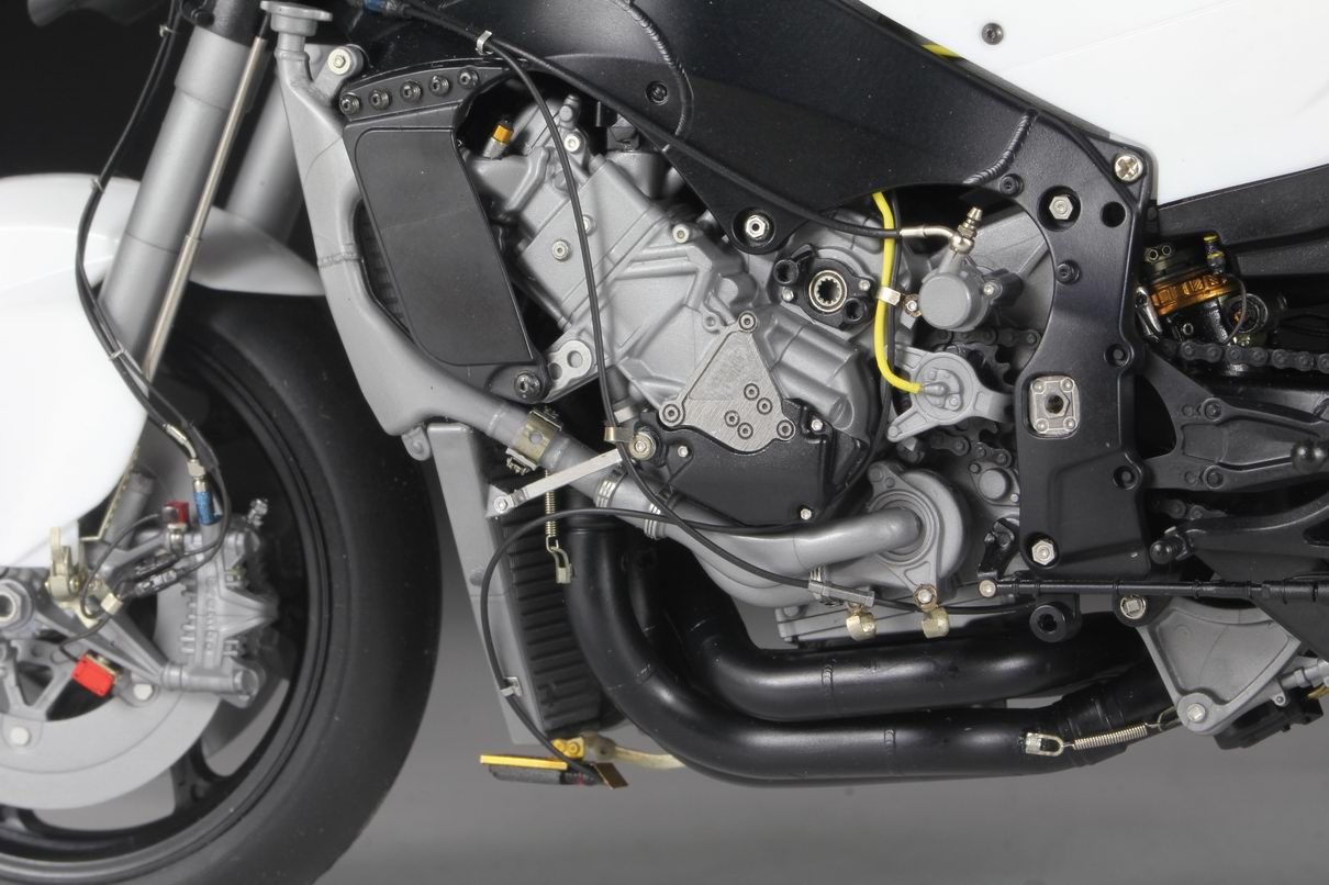 Top Studio TD23284 GSX-RR '20 Detail-up Set (For TAM 14139)