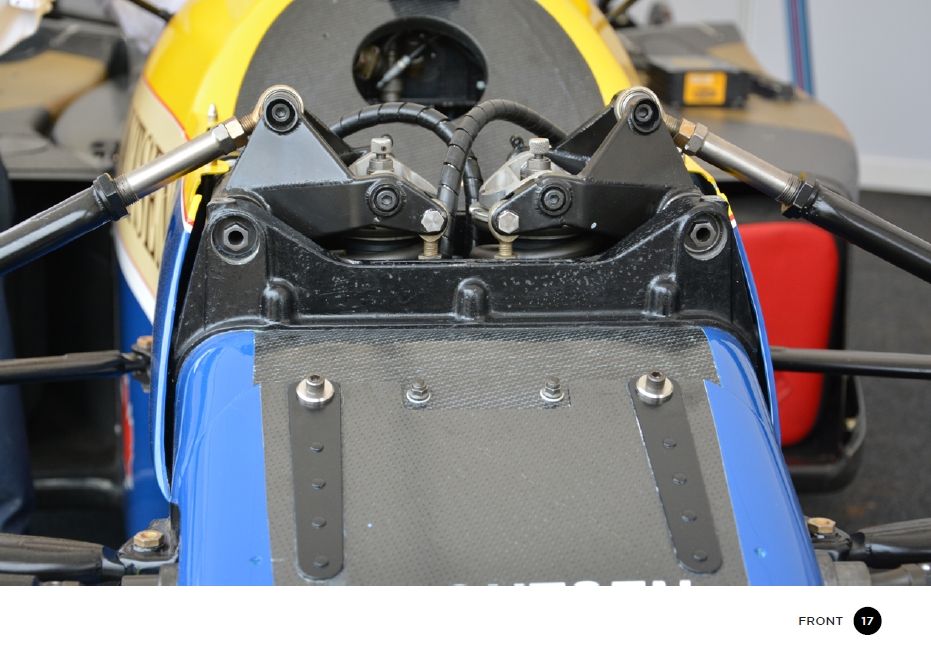 Komakai KOM-UDG027 Reference / walkaround book: Williams Renault FW13B