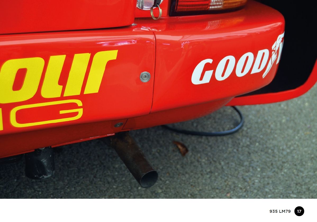 Komakai KOM-FG043 Reference / walkaround book: Porsche 935 LM1979