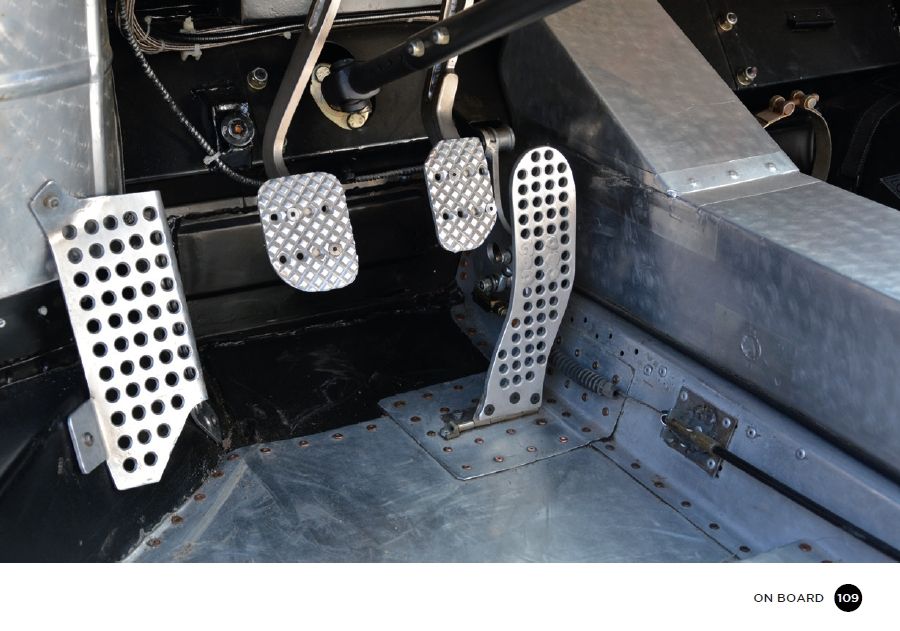 Komakai KOM-UDG028 Reference / walkaround book: Lancia Beta Montecarlo Turbo Komakai KOM-UDG028 Reference / walkaround book: Lancia Beta Montecarlo Turbo