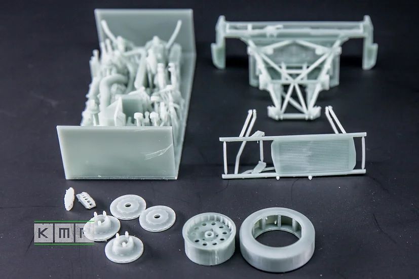 KMP Scalemodels TK24205 LANCIA 037 FRONT SUSPENSIONS