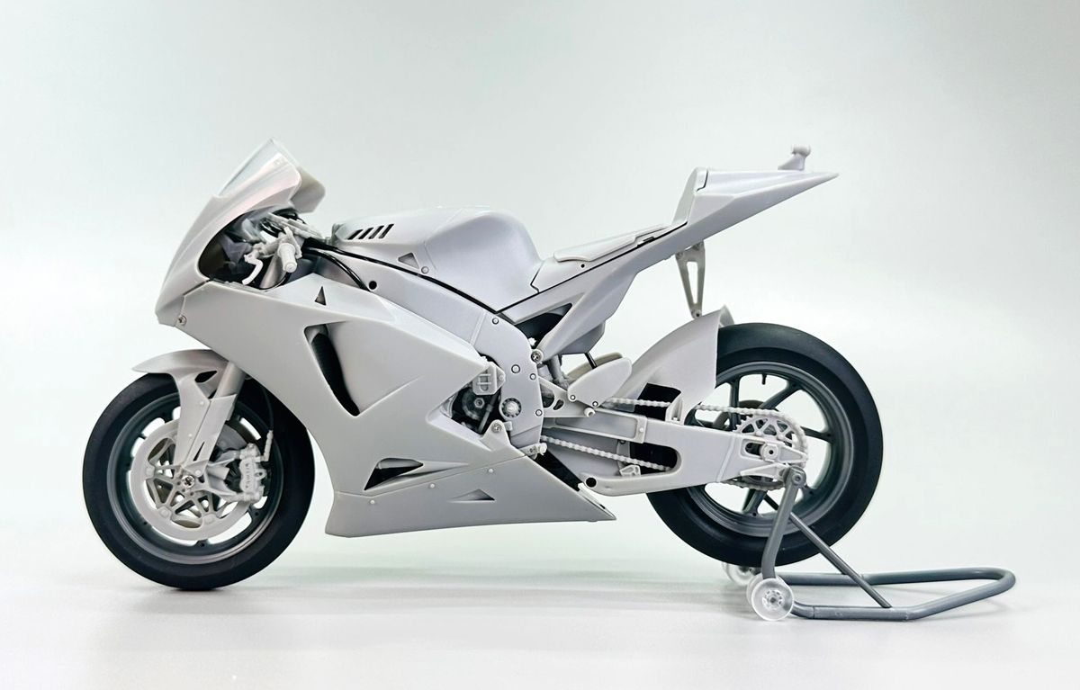 Beemax B13002 Yamaha YZR-M1 '07 Tech 3