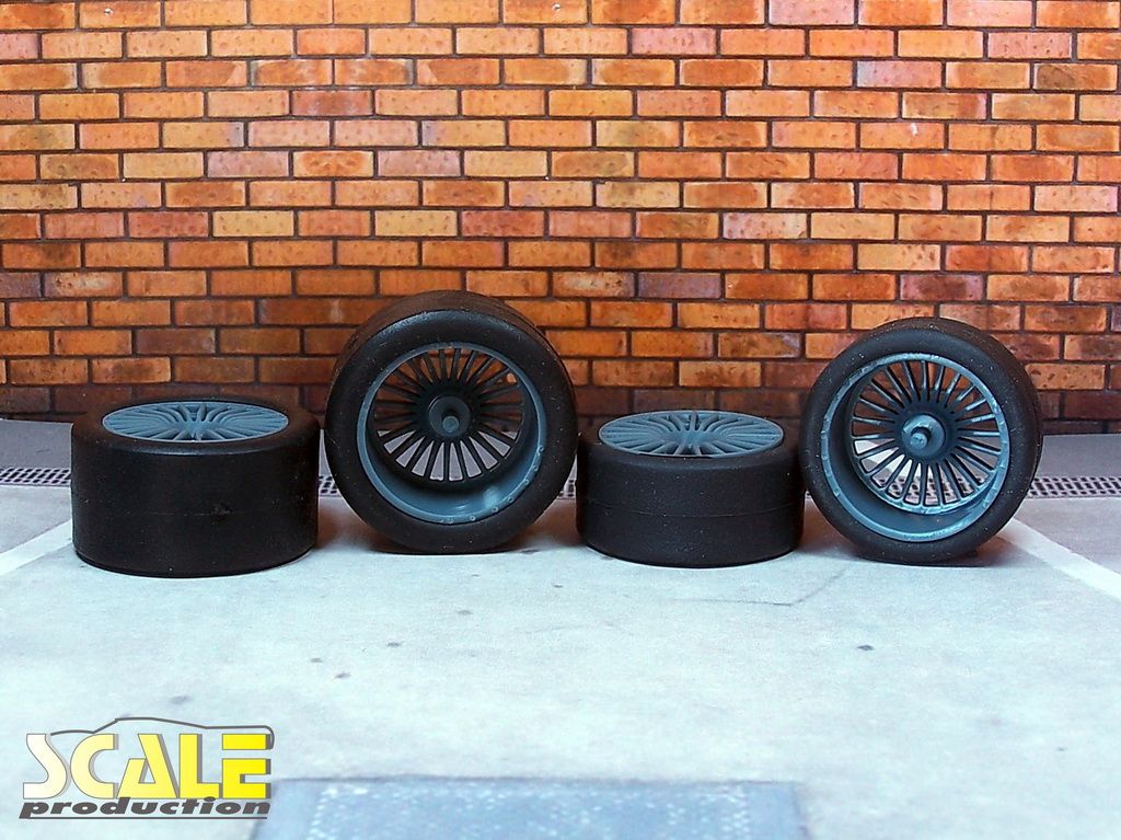 Scale Production SPRF24224 18 Fondmetal CLK-GTR